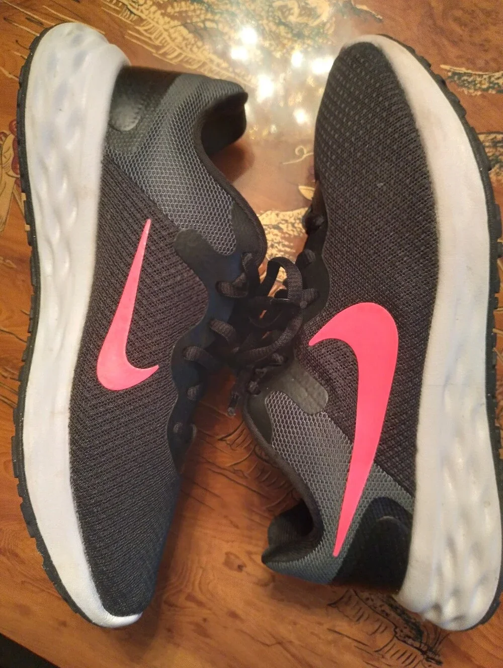 New Women’s Nike Air Revolution 6 Next Nature,Black And Hot Pink Sz 7.5 Running